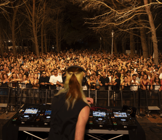 Color Fest 2025 conquista la Calabria: 10.000 spettatori per un’edizione indimenticabile Color Fest XIII Edizione