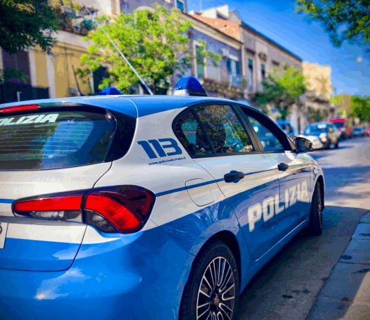 Rissa tra donne in centro cittadino: 5 arresti Polizia di Stato