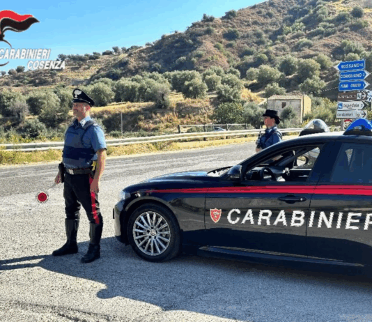 Accoltellamento in villaggio vacanze: giovane in gravi condizioni, Carabinieri ricostruiscono l’aggressione Carabinieri Cosenza