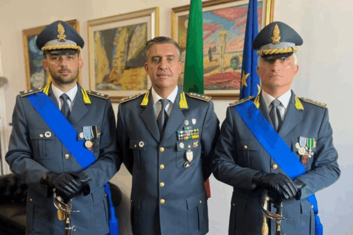 Guardia di Finanza - Giuseppe Maniglio, Pierpaolo Manno, Valentino Luce