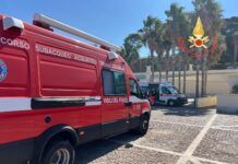 Vigili del fuoco salvano bagnante a Reggio Calabria Vigili del Fuoco - Sommozzatori - Soccorso subacqueo acquatico