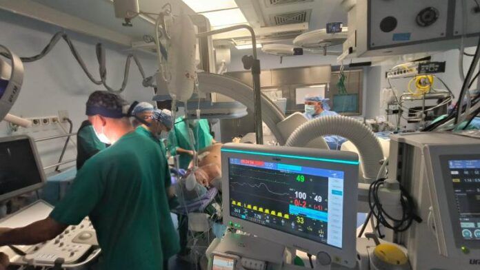Ospedale - Sala Operatoria - Foto cardiologia