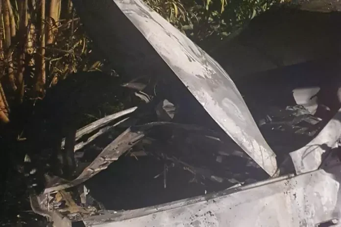 Auto incendiata