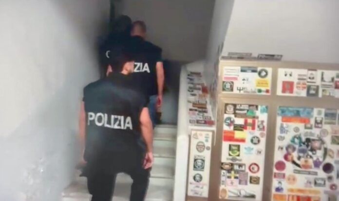 Polizia di Stato - Arresto vertici Forza Nuova - Catanzaro