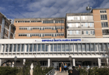 Ragazza di 17 anni precipita dal balcone e muore Ospedale Santa Maria Goretti - Latina