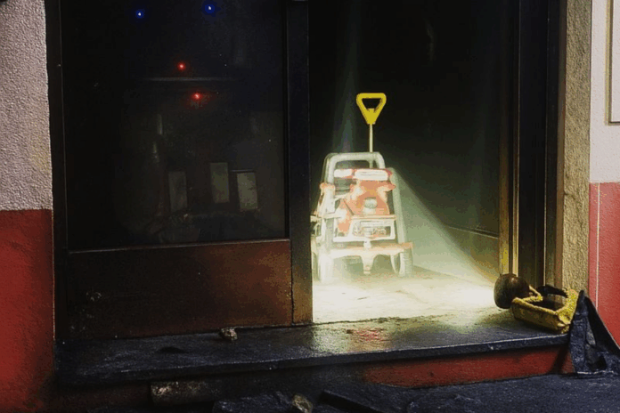 Taurianova (RC) - Incendio attività commerciale