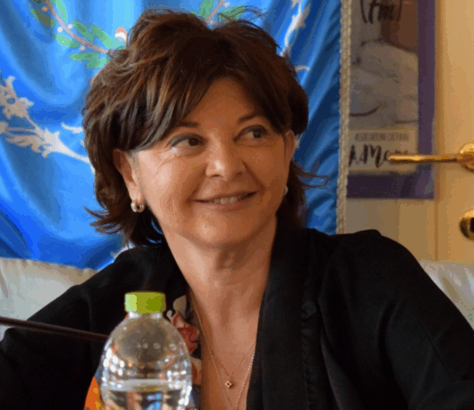 Borghi Autentici: le Aree interne non sono un peso, ma un’opportunità Rosanna Mazzia - Presidente BAI - Borghi Autentici d'Italia