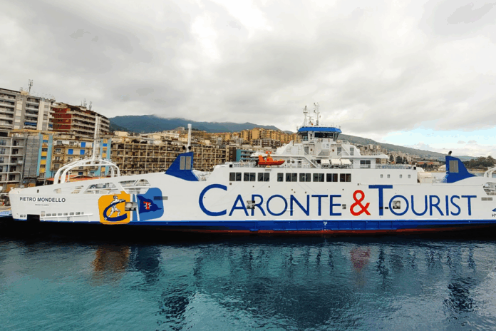 Caronte & Tourist - Traghetto - Stretto di Messina