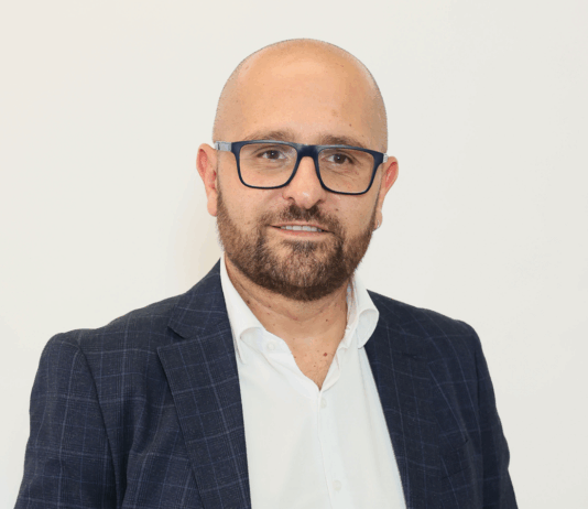 Elezioni Regionali, Giuseppe Giorno (M5S) apre la sua sede a Luzzi: politica tra cittadini e partecipazione Giuseppe Giorno