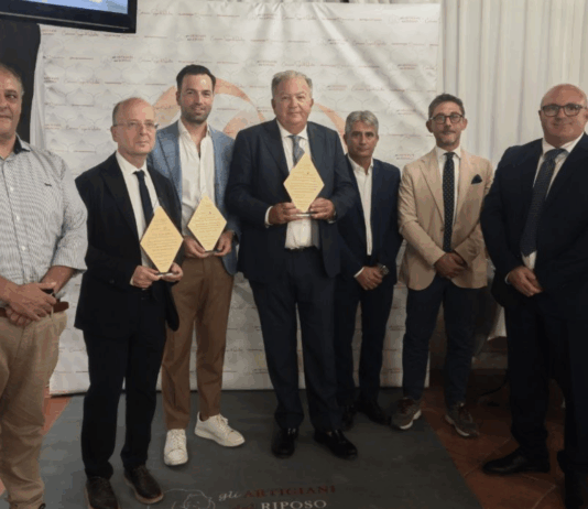 Successo per la prima edizione del Premio “Radici di Eccellenza” Prima edizione del Premio "Radici di Eccellenza" - Oriolo (CS)