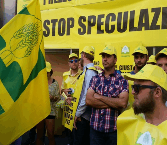 Quattro chili di grano per un caffè: Coldiretti Calabria scende in piazza Coldiretti - Manifestazione