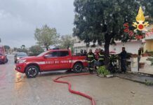 Maltempo in Calabria – villette allagate: Vigili del Fuoco in azione