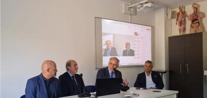 Unical - presentazione corso Infermieristica di famiglia