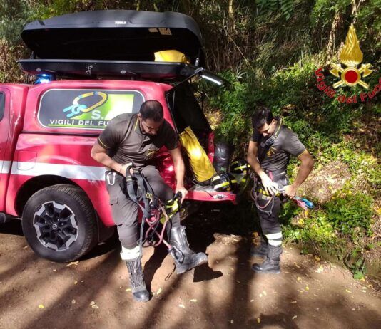 Calabria – Operaio 30enne precipita in un burrone profondo 30 metri: ricoverato con traumi