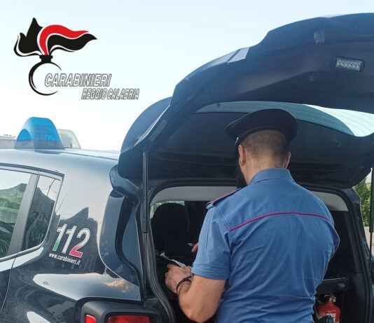 Controlli carabinieri – furto di energia elettrica: due denunce Carabinieri Reggio Calabria