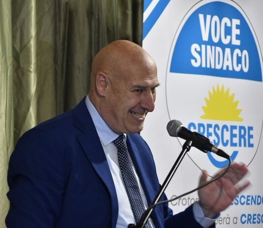 Aggressione a consigliere: si dimette sindaco