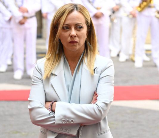 Mancata registrazione della delibera CIPESS sul Ponte sullo Stretto: Meloni attacca la Corte dei Conti