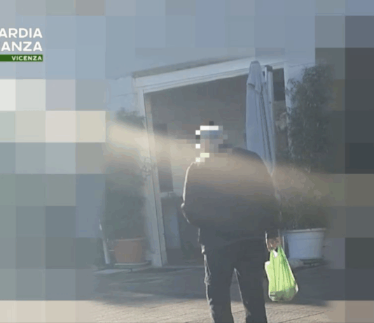 Falso invalido percepisce sussidi per oltre 50 anni: truffa da un milione di euro scoperta dalla Guardia di Finanza (VIDEO) Guardia di Finanza - Falso non vedente