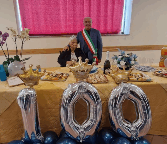 Rosarno festeggia i 100 anni della Signora Maria Angela Lombardo Maria Angela Lombardo