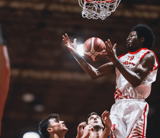 Basket – Bim Bum Rende lotta, ma il Monopoli non perdona: ora serve la svolta a Bari Bim Bum Basket Rende - Incontro Monopoli