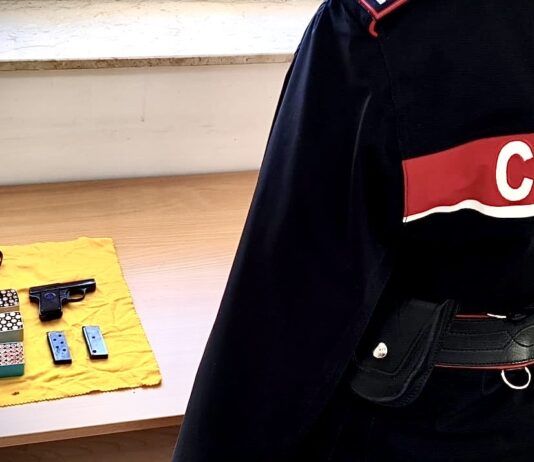 Deteneva in casa pistola clandestina – arrestato 57enne