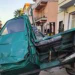 Scontro tra auto e motocarro – morto un uomo