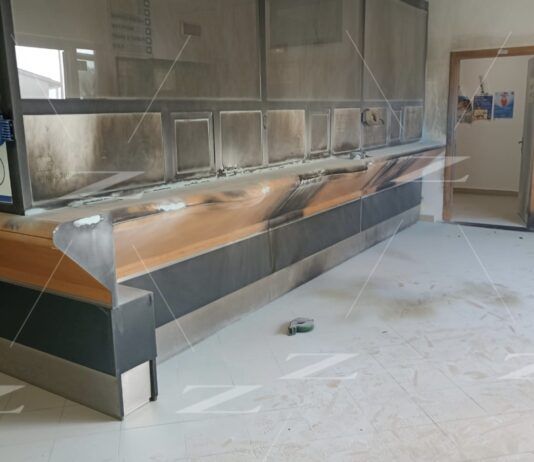 Gioia Tauro, attentato incendiario al Comune: ufficio tributi dato alle fiamme