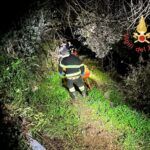 Uomo cade in una scarpata: intervento dei Vigili del Fuoco