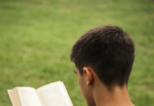 In Calabria solo un terzo degli adolescenti legge libri: l’allarme di Save the Children