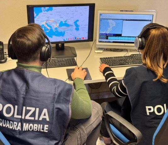 Polizia di Stato arresta un pusher e un condannato per violenza sessuale su minore