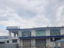 Rosarno, incidente nel parcheggio del discount MD: giovane precipita dal piano superiore