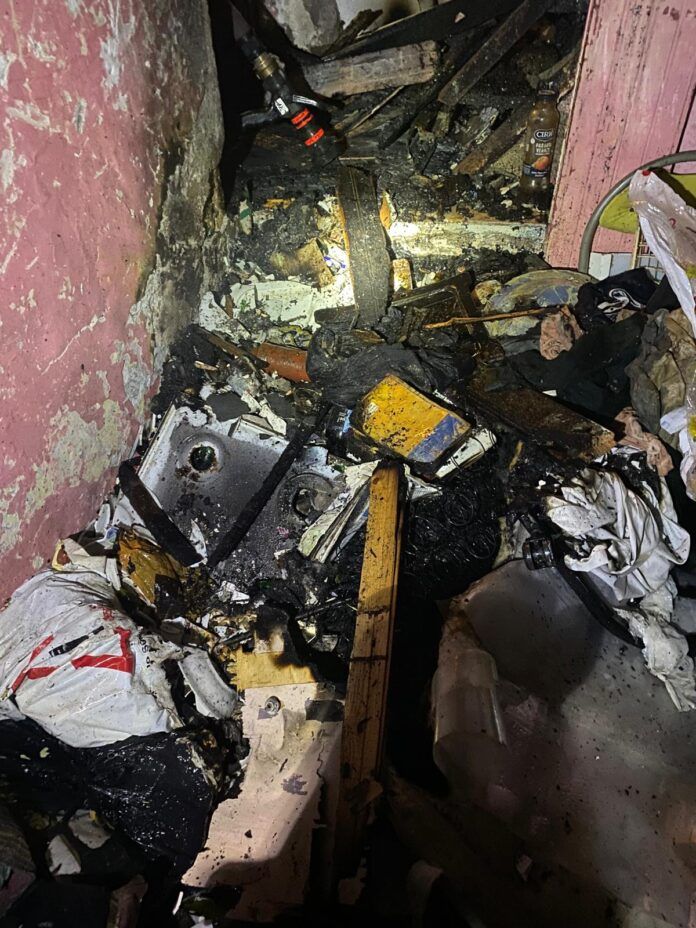 BFFDC22F-FF9A-4646-B7A2-E04E77BDCEA1