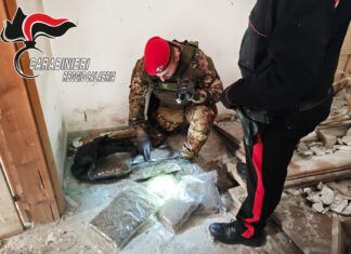 Stupefacente occultato in abitazioni disabitate, i Carabinieri sequestrano 3,5 chili di marijuana