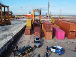 Contrasto al traffico illegale di fuochi pirotecnici nel Porto di Gioia Tauro: sequestrate oltre 120 tonnellate di materiale esplodente