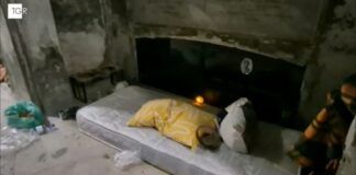 Senzatetto nelle nicchie del cimitero: il freddo trasforma i loculi in rifugi di fortuna