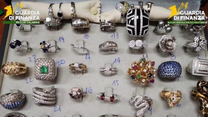 finanza gioielli