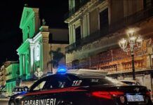 Controlli straordinari dei Carabinieri nelle aree della movida: un arresto, sanzioni e sospensioni