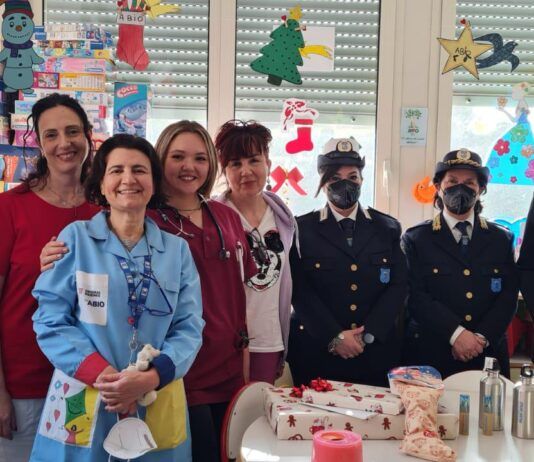 La Befana del Vigile Urbano”: i Vigili di Reggio Calabria portano sorrisi ai piccoli pazienti della Pediatria