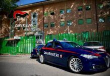 Rifiuti speciali pericolosi trasportati senza autorizzazioni: due denunce e un sequestro