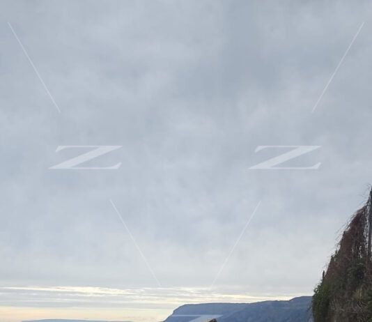 Tragedia sfiorata sulla Statale 18 tra Bagnara e Scilla, massi precipitano sulla carreggiata