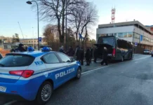 Richiedenti asilo verso la Calabria: trasferiti 24 migranti, la città risponde con la solidarietà