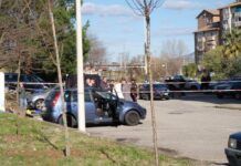 Calabria – Uomo trovato morto in auto, ucciso a colpi di pistola