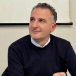 Aggredito il consigliere regionale della Calabria Orlandino Greco durante una manifestazione pubblica