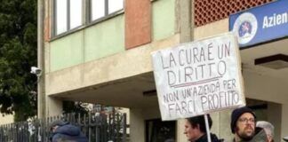 Proteste dei cittadini per la tutela della salute: denunce e sit-in contro l’interruzione dei servizi ospedalieri