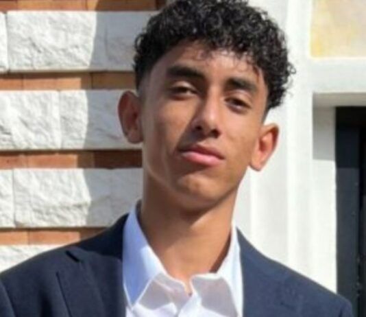 Omicidio a scuola: l’autopsia conferma un colpo mortale, domani i funerali di Youssef Abanou