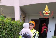 Esondazione fiume Crati – acqua invade abitazioni: famiglie evacuate