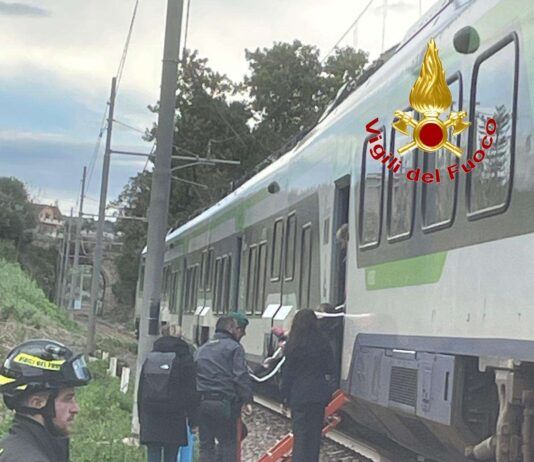 Treno bloccato per maltempo a Ricadi: 40 passeggeri soccorsi dai Vigili del Fuoco
