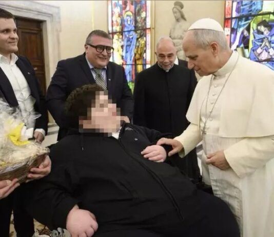 In udienza privata da Papa Leone XIV: la storia di Mariano, 12enne calabrese preso in carico dalla Fondazione Bambino Gesù del Cairo