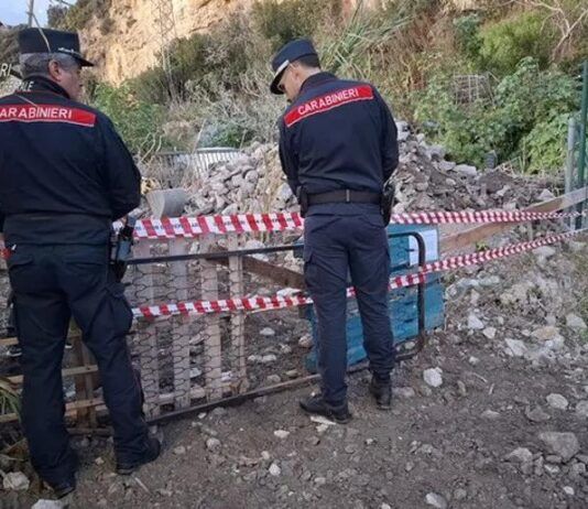 Carabinieri scoprono discarica abusiva – sequestrata area di 2000 mq
