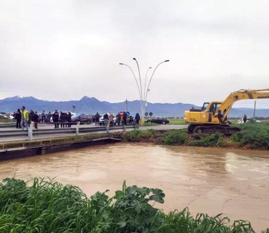 Esondazione del fiume: oltre 500 evacuati, argini riparati e via alla ricostruzione